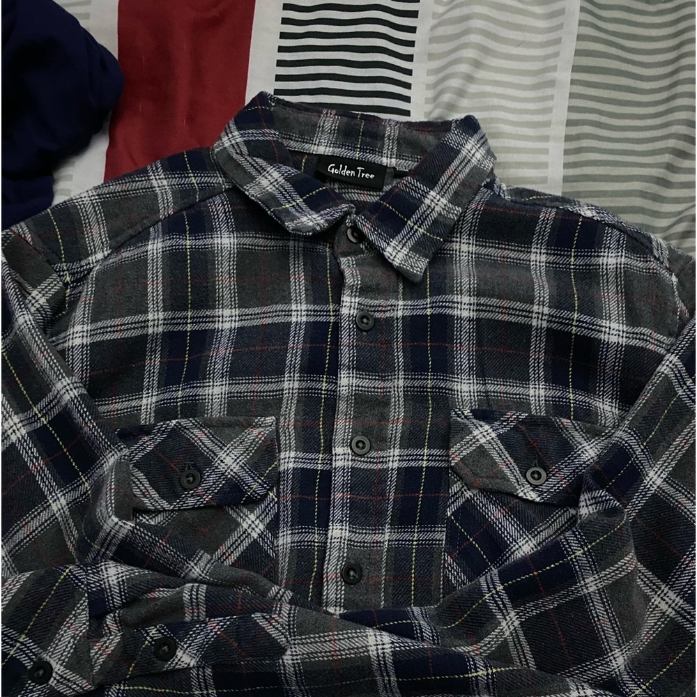 Men’s flannel shirt size M